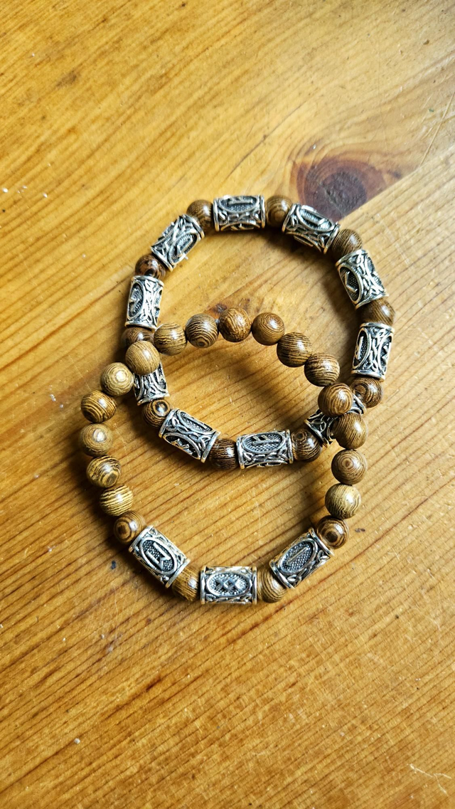 Bracelet runique pierre naturelle bois 