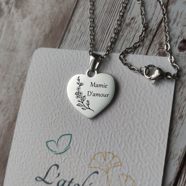 Collier Cœur &quot;Mamie D&#039;amour&quot; fleuri argenté