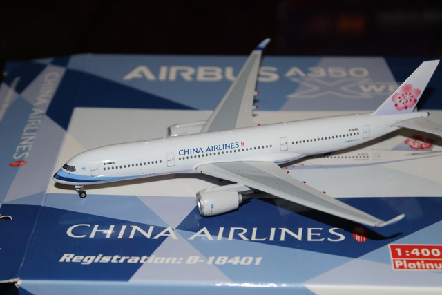 China Airlines A350 XWB (B-18401), 1:400 Phoenix