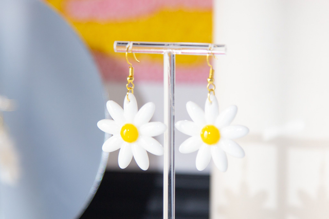 Floral Chamomile Drop Earrings Yellow