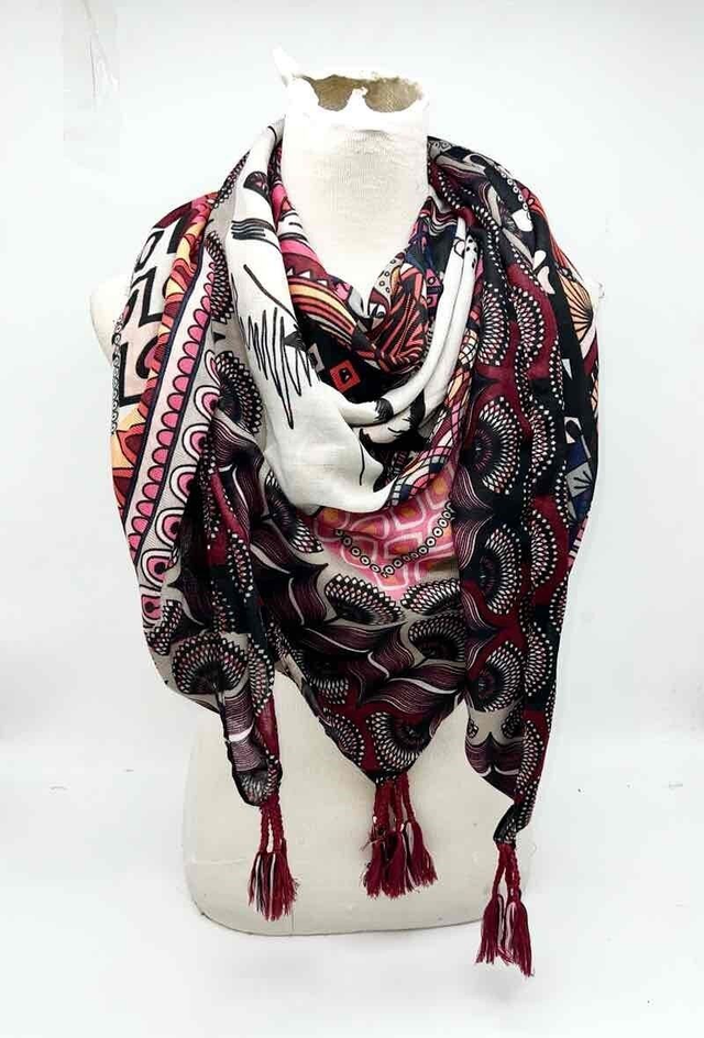 Foulard carré " JZ467"