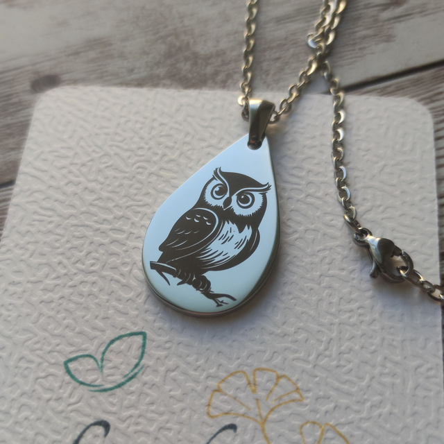 Collier &quot;Hibou&quot; goutte argentée 