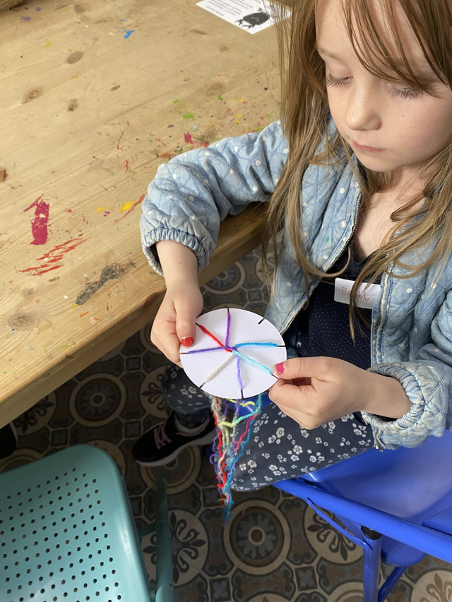 Kids Holiday Craft Session