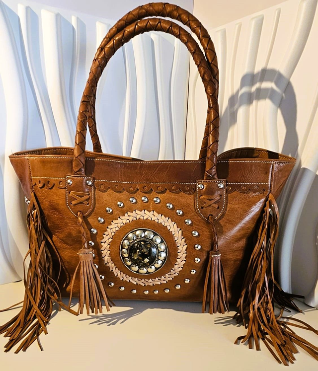 Grand sac à main "Bohème' en cuir marocain pour femme, brodé en cuir, pièce ajourée à frange, clouté fait main en cuir véritable