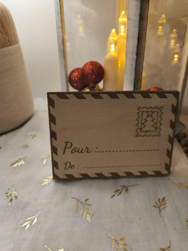 Enveloppe cadeau en bois gravée – Joyeux Noël 🎄