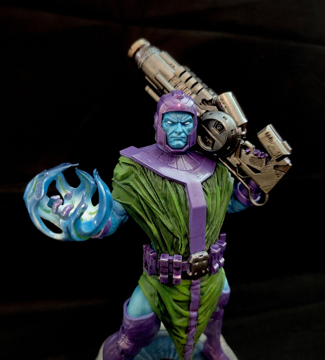 Statue KANG modèle peint 1/10e