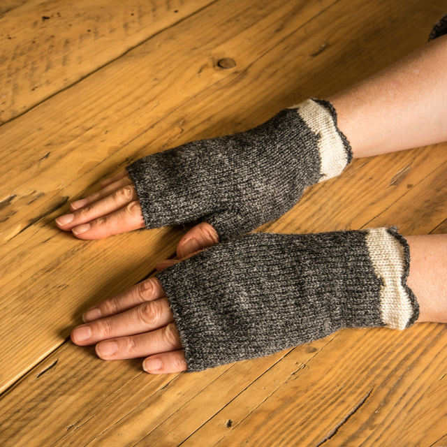 Winter in the Glen fingerless Gloves. Knitted wool gloves. Grey mitts. Texting Gloves.