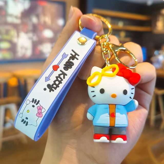 0586 - Hello kitty - met blauwe jas