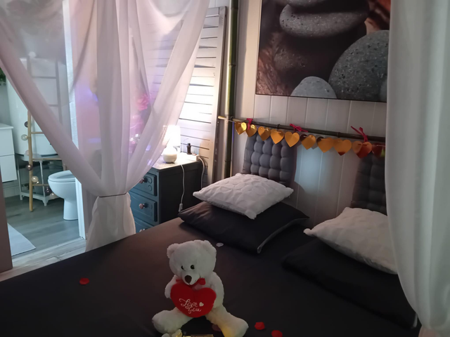 NUITÉE DU 26 AOUT POUR 2 PERSONNES 