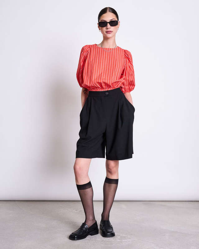 JAN 'N JUNE WIDE PLEATED SHORTS BENITO BLACK