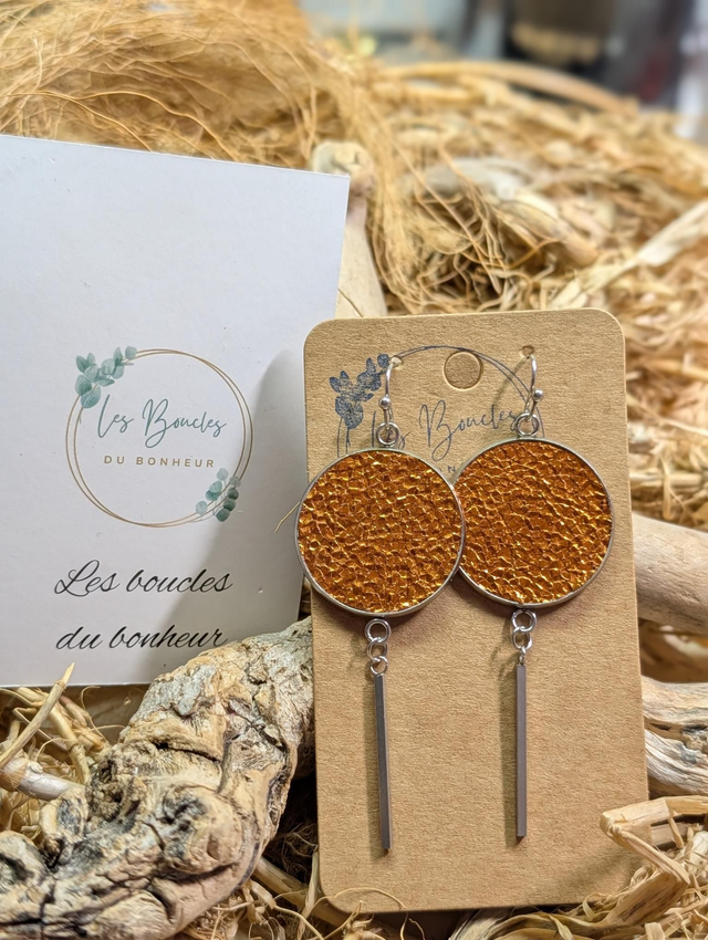 Boucles d'oreilles création variée orange irisé cv011