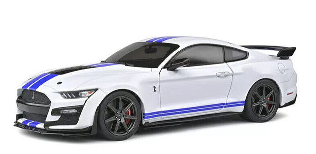 Ford Mustang Shelby GT500 Solido 1:18