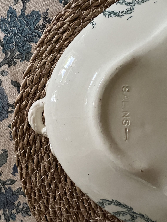 MONTHOLON - Légumier (petite soupière) manufacture des Salins - Terre de Fer