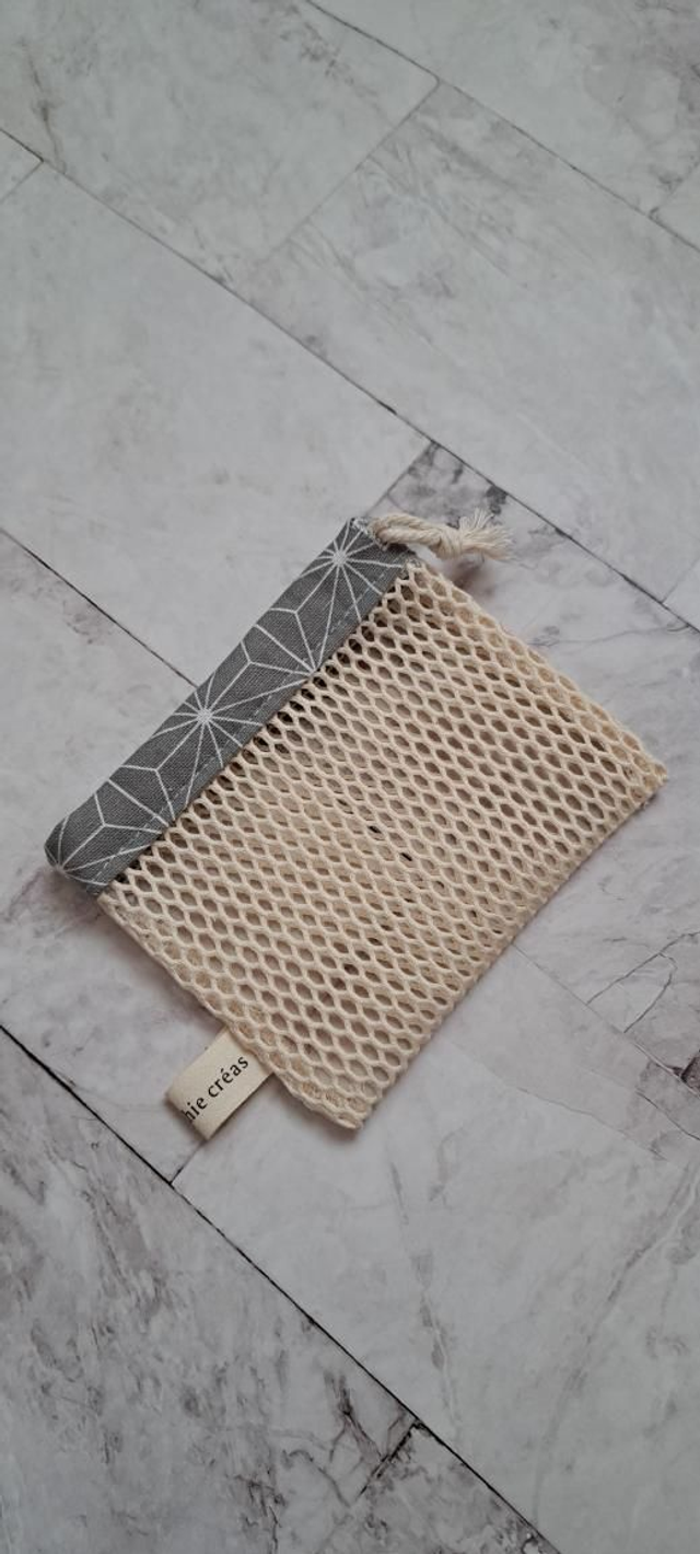 Filet à savon géométrique gris