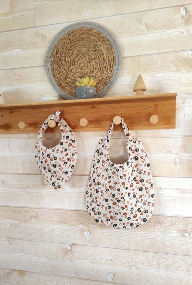 Bavoirs bandana &quot;Graouu&quot;