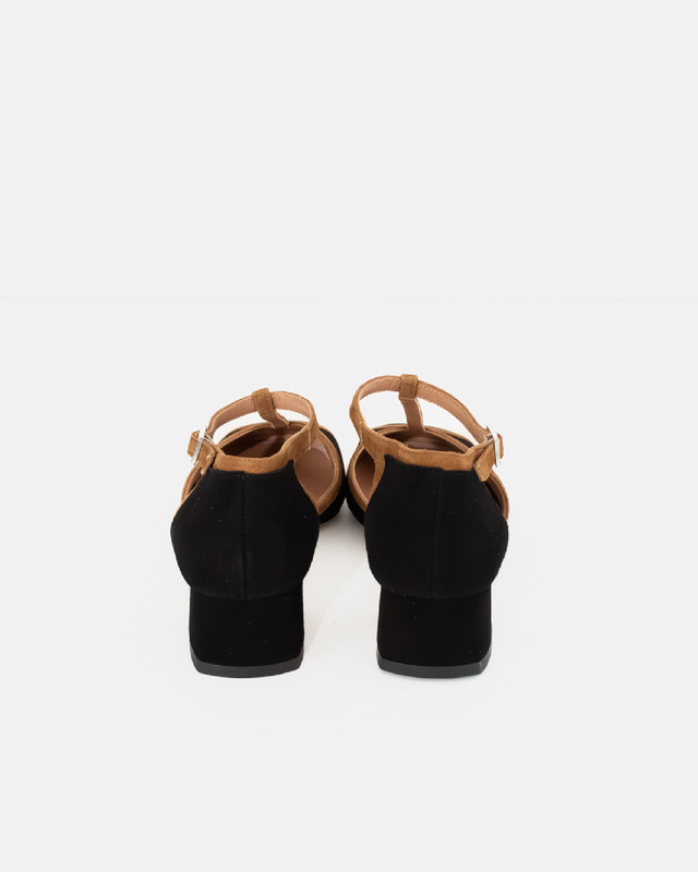 Mary Jane in camoscio