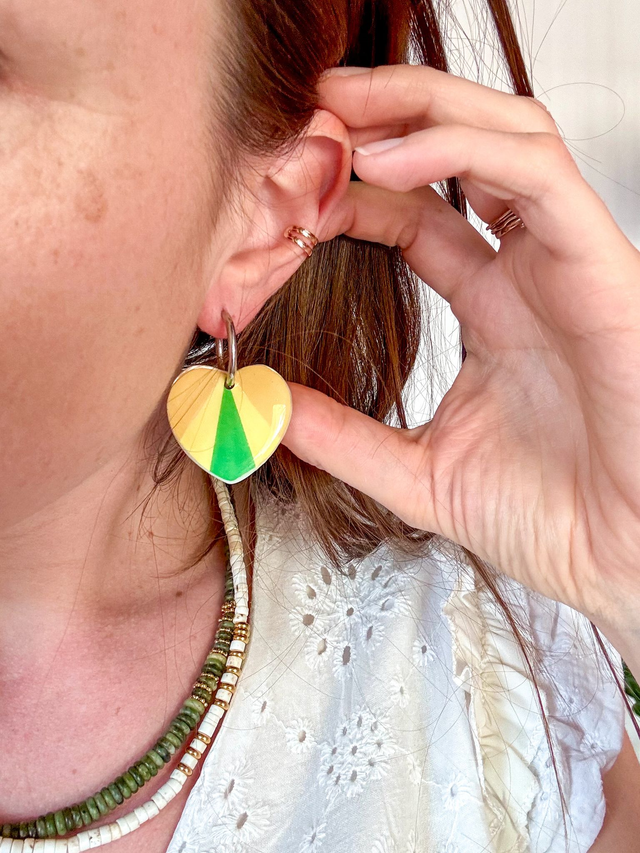 Boucles d&#039;oreilles Cœur motif été.