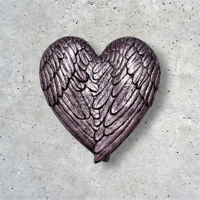 ANGEL WINGS HEART WALL PLAQUE