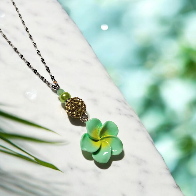 Collier acier inoxydable et cristal vert et jaune fleur