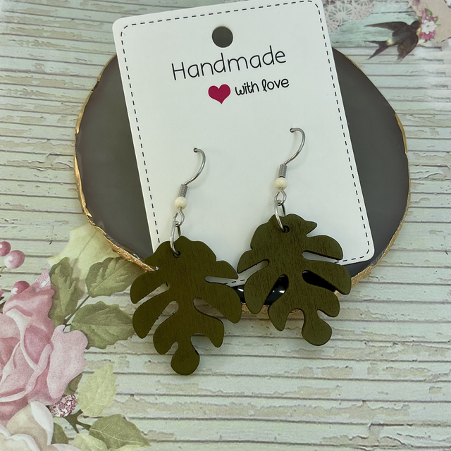 Wooden leaf earrings. Handmade 