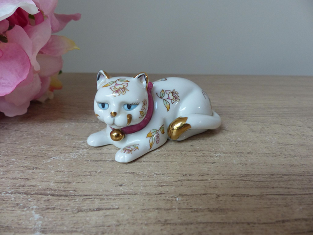 Vintage Chat Franklin Mint Satsuma 1986 cabinet de Curiosités, Chat en porcelaine avec collier à clochette, chat de style japonais satsuma
