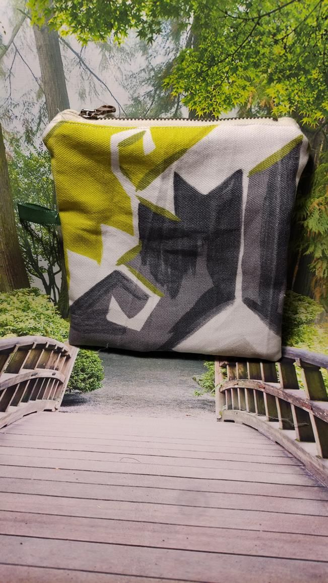 Pochette grise et verte