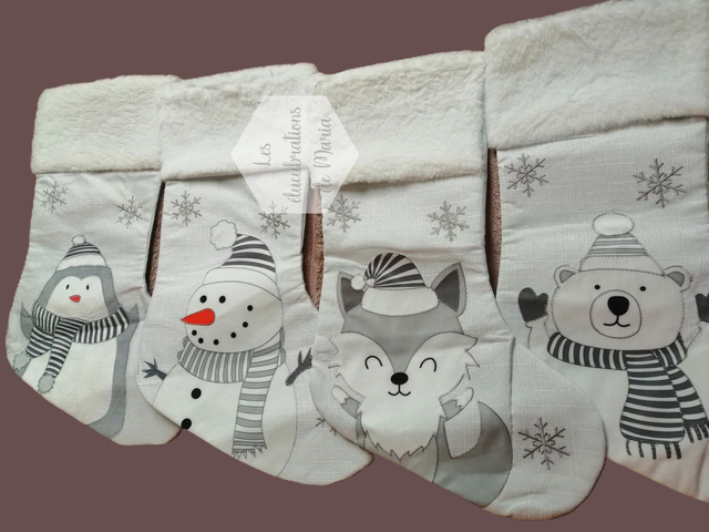 Chaussette de Noël blanche avec revers en fourrure blanche