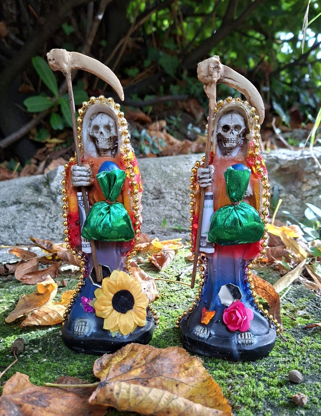 Statuette Santa Muerte 7 pouvoirs