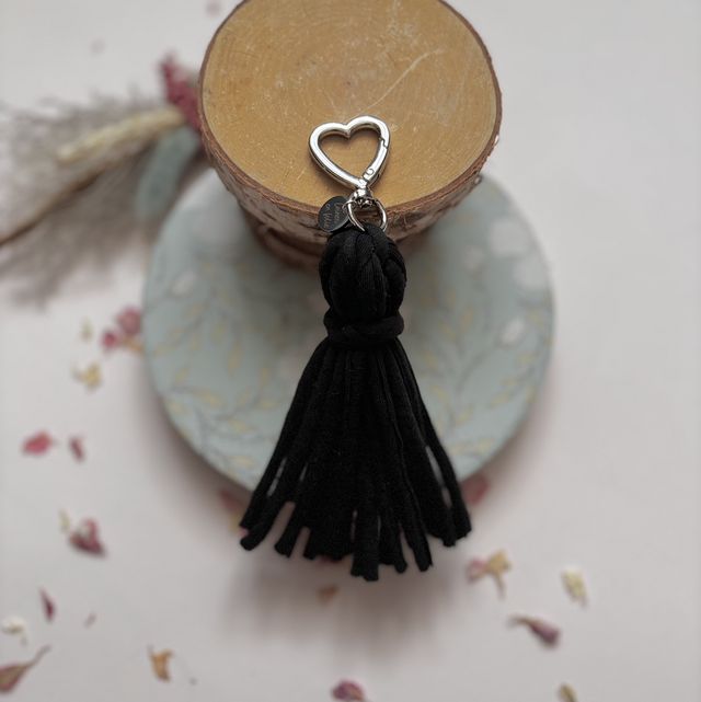 Porte-clés pompon noir en coton recyclé