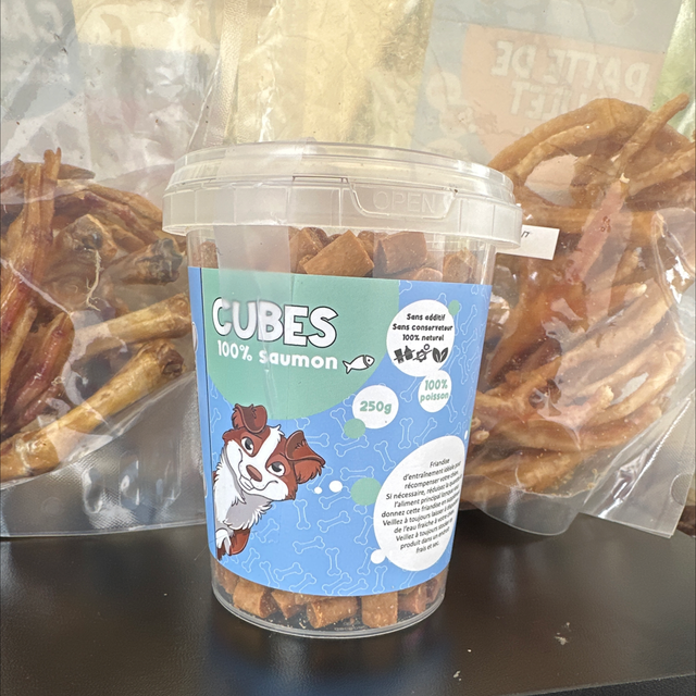 Cubes de saumon