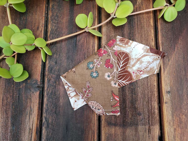 Bandana pour chat et chien moyenne taille