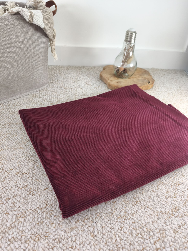 Velours côtelé bordeaux