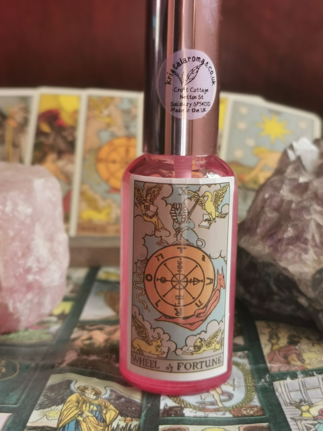 Aura Spray Tarot (THE WHEEL).     50ml WITH FREE CRYSTAL
