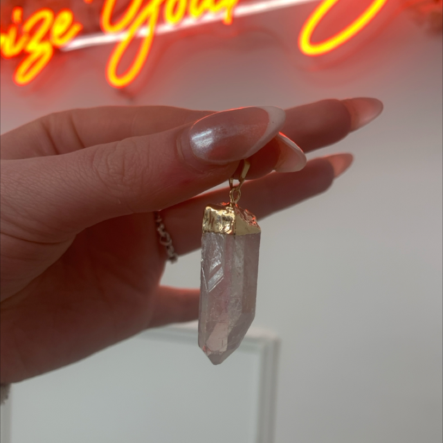 Aura Quartz pendent 