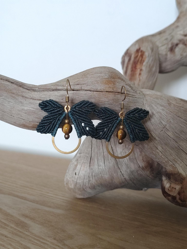Boucles d'oreilles feuilles en macramé