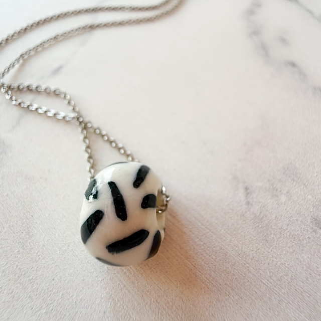 Collier PERLE de porcelaine