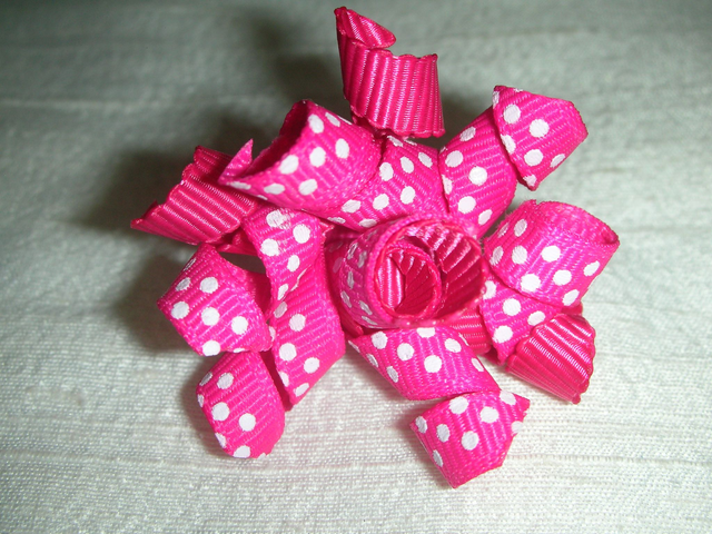 Noeud pour chien serpentin-pois rose