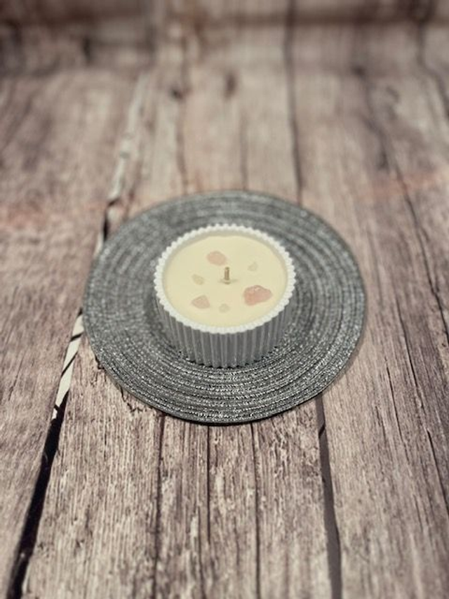 Bougie en pot Quartz avec pierre de lithothérapie - 90 grammes