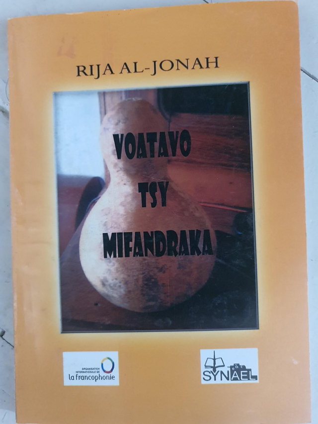 Voatavo tsy mifandraka de Rija al-Jonah