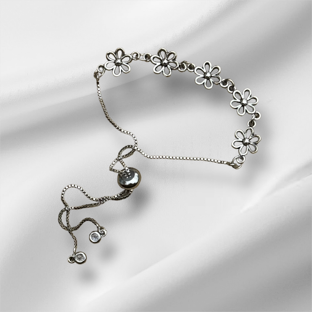Flower adjustable bracelet
