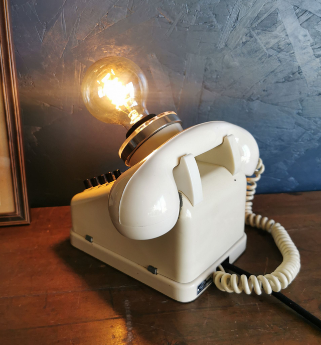 Lampe industrielle vintage métal bakélite standard téléphonique "Telic années 50-60"
