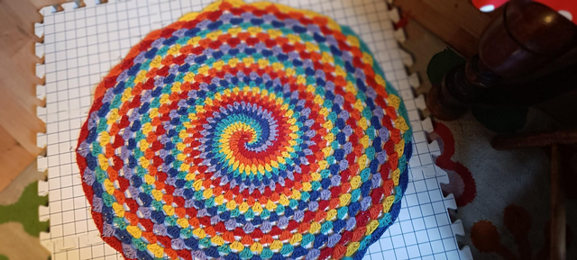 Spiral blanket