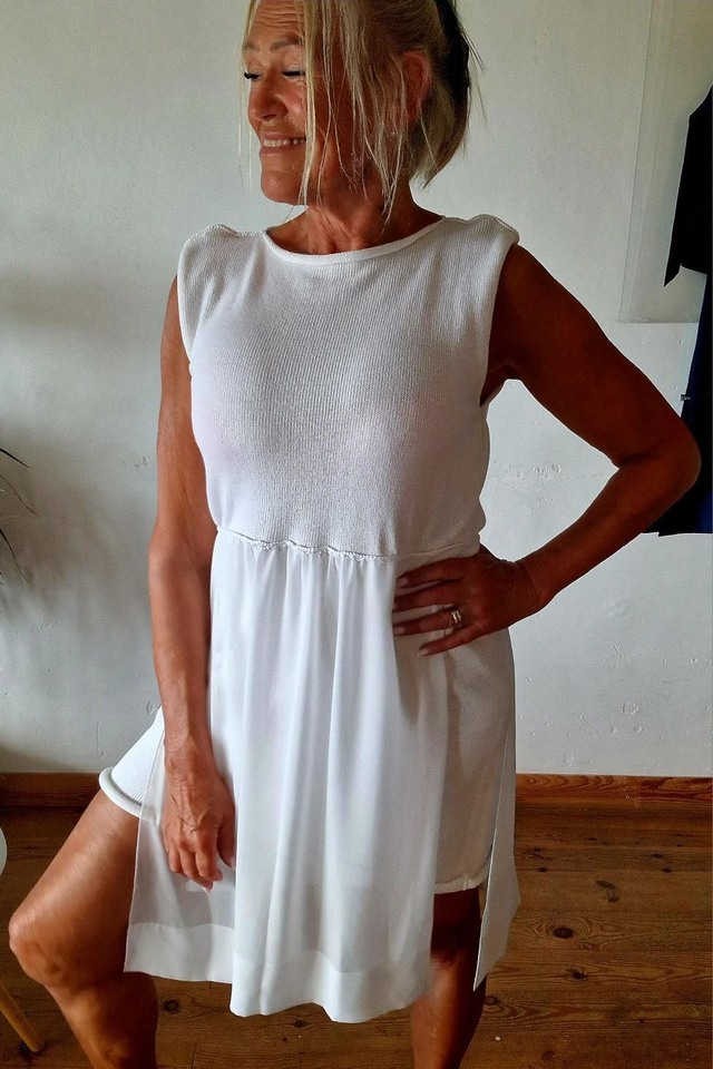 Kleita ar šifona 