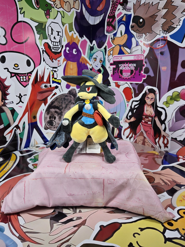 Lucario Plushie 25 cm