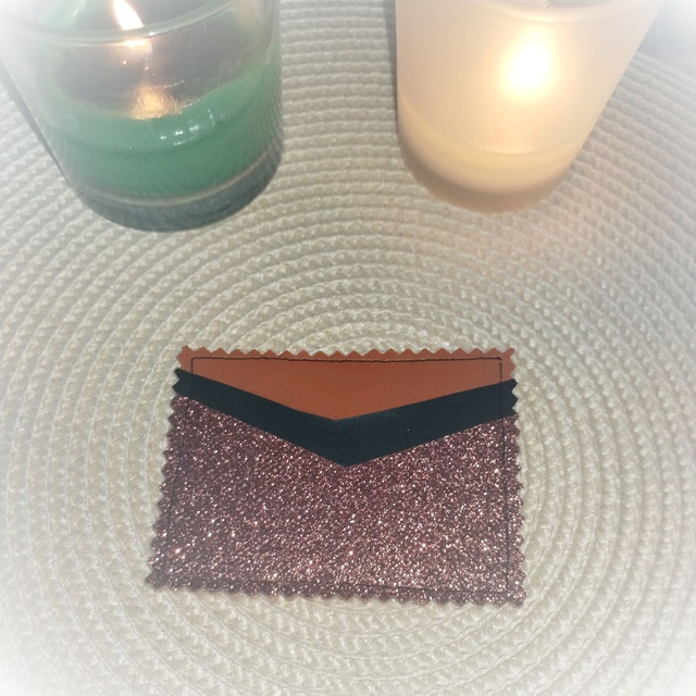 Porte cartes en simili cuir 