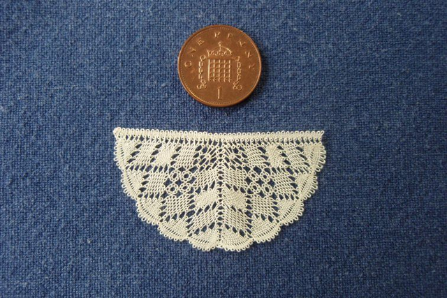 Handmade Lace Mat (Design SE1)