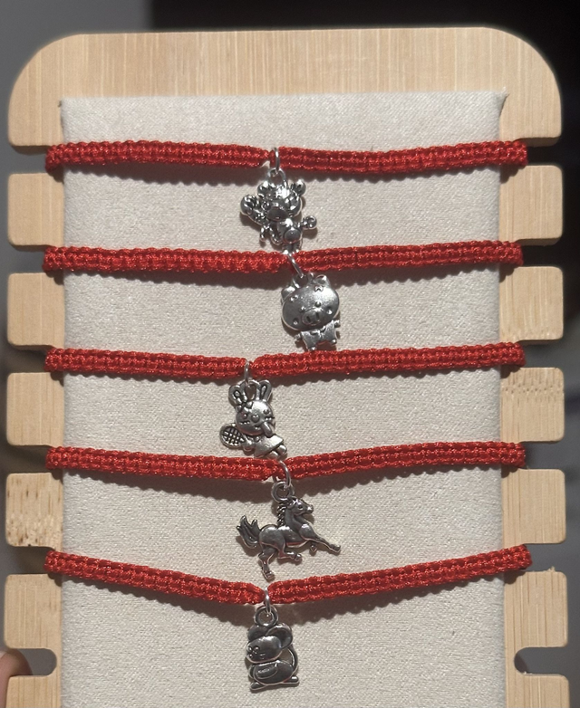 Bracelet tibétain avec charms signe du zodiaque chinois