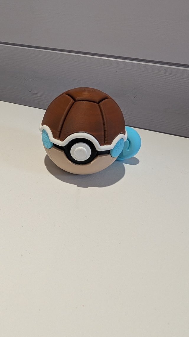 Squirtle Pokeball