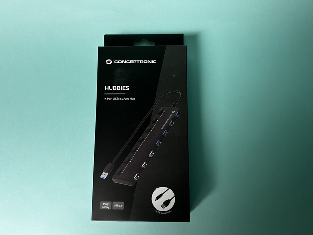 CONCEPTRONIC 7-fach USB 3.0 Hub mit Schaltern