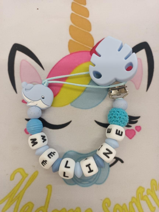 Attache tétine Baleine